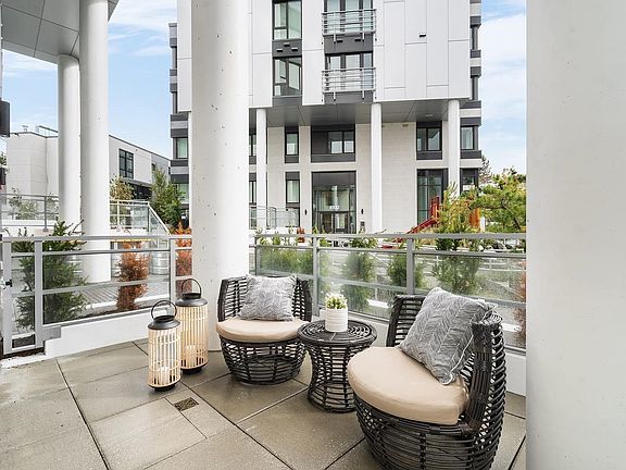 5th image of 4906 Cambie St