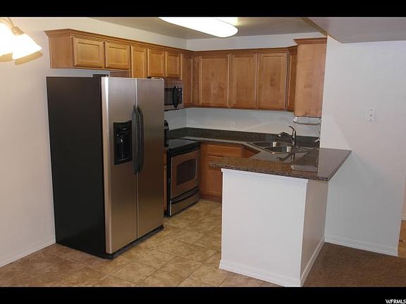 3rd image of 838 E Bristle Pine Pl APT 20