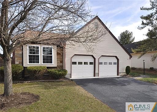1st image of 33 Ethan Allen Dr #1212
