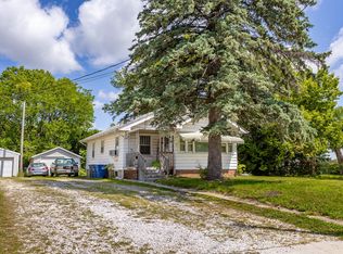 3216 E Tiffin Ave, Des Moines, IA 50317
