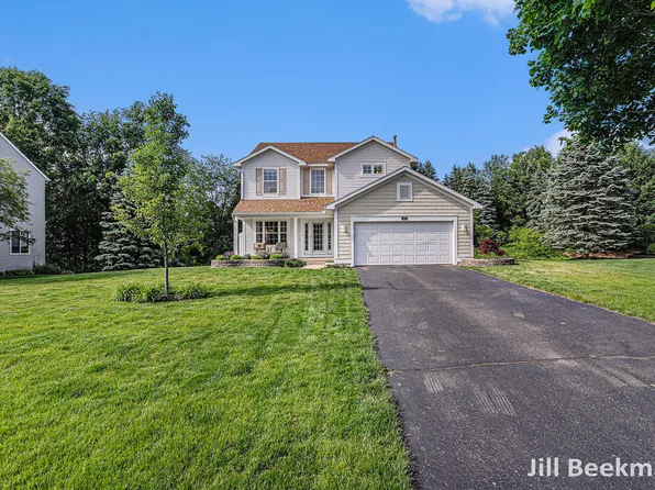 1371 Spinnaker Ct, Holland, MI 49424