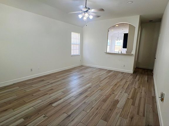 3rd image of 15822 Lost Anchor Way Ln