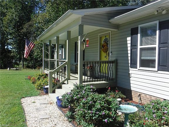 2nd image of 127 Keegan Ln
