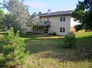13220 James Ave S, Burnsville, MN 55337