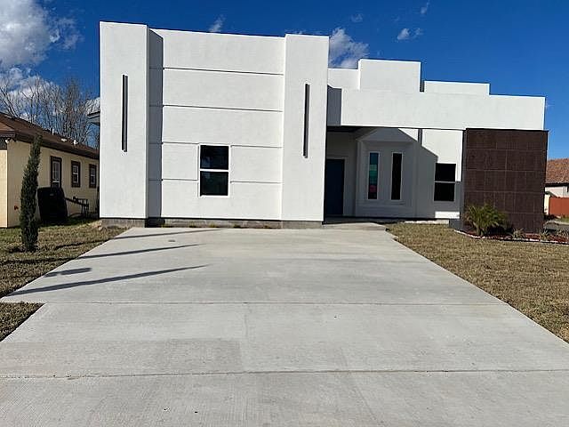 1st image of 1436 Franc Cigarroa Dr
