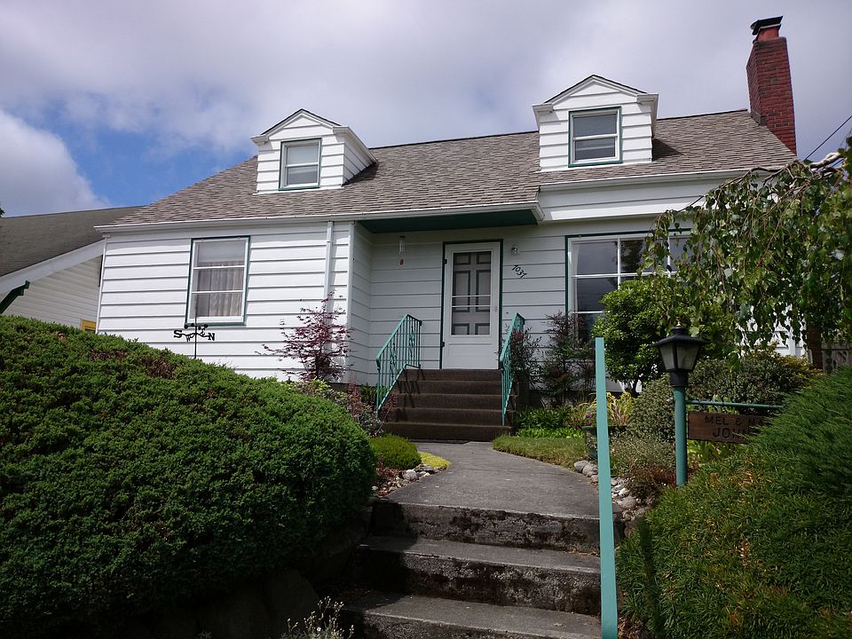 2nd image of 7037 27th Ave NW