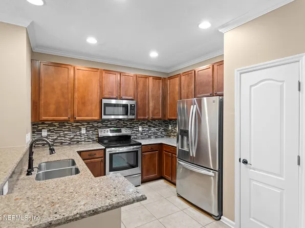 3732 AMERICAN HOLLY Road, Jacksonville, FL 32226