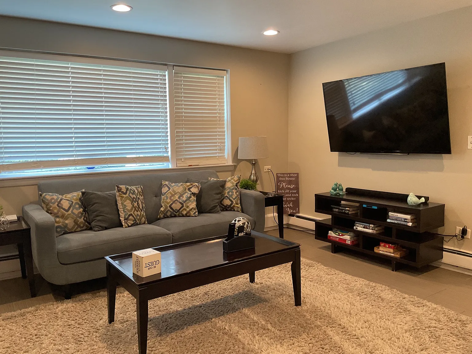 2 bed, 950 sqft, $2,500 — Photo 3