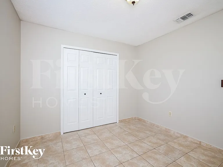 585 Koala Dr — Photo 10