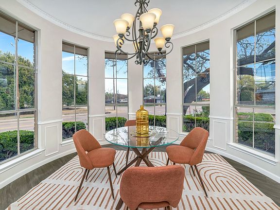 3rd image of 6017 Davenport Rd