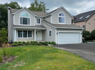 2109 N Chestnut Ave, Arlington Heights, IL