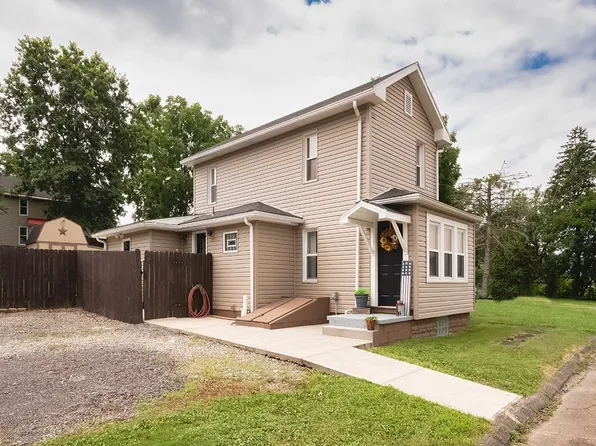 636 Railroad Ave, Avonmore, PA 15618