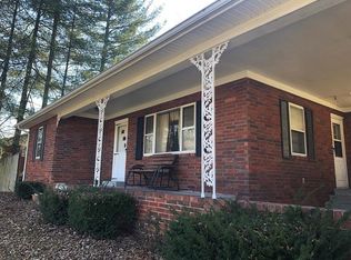 303 Hitchins Rd, Grayson, KY 41143