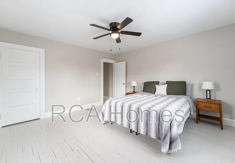 3622 N Capitol Ave — Photo 10