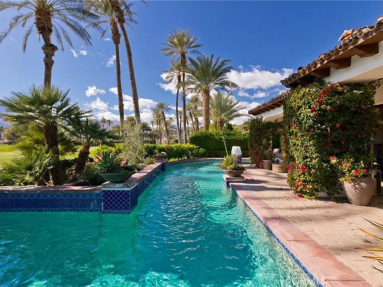 56145 Village Dr — Photo 41