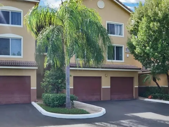 200 Scotia Drive #202, Hypoluxo, FL 33462