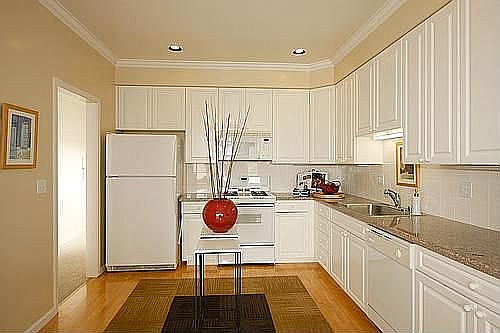3rd image of 1444 17th Ave #201