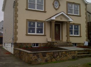 11 Hobart Pl, Totowa, NJ 07512