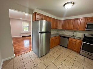 37A Hawthorne Dr #37A, Somerset, NJ 08873