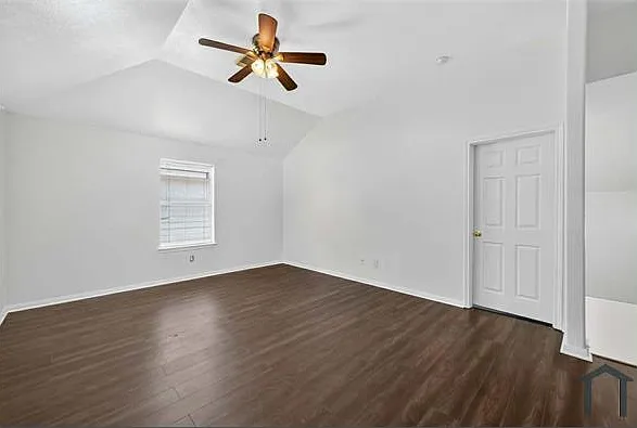 4 bed, 2530 sqft, $2,750 — Photo 4