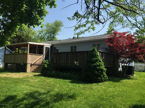 3rd image of 84 Curtis Pl