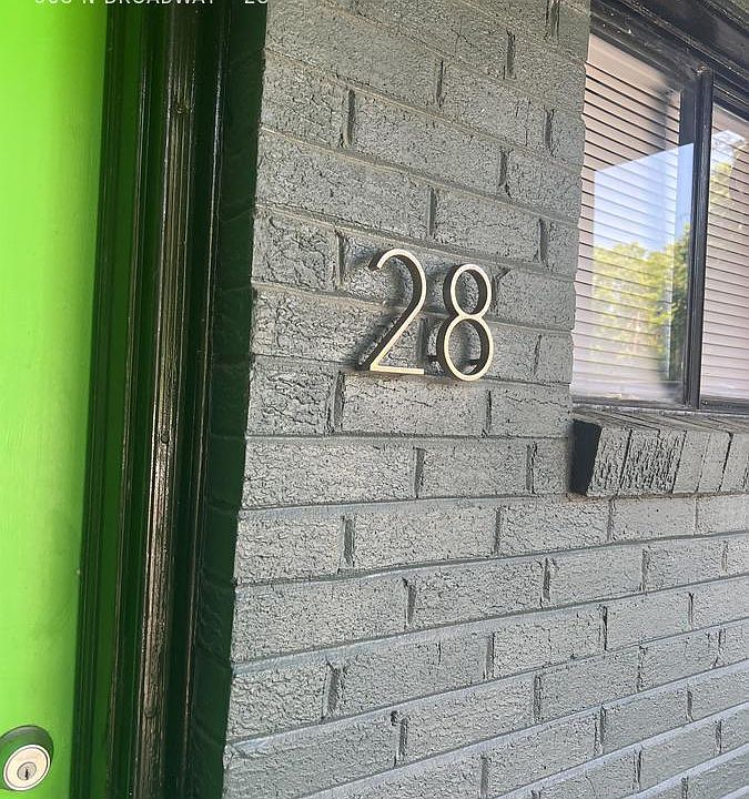 1st image of 568 N Broadway #28