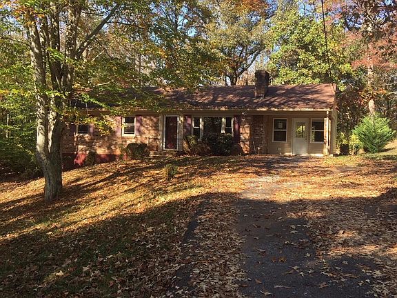 3rd image of 148 Chesterfield Dr