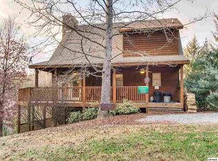 4145 Watson Ct, Pigeon Forge, TN 37863