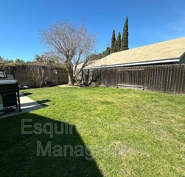 6129 Calle Arena — Photo 13