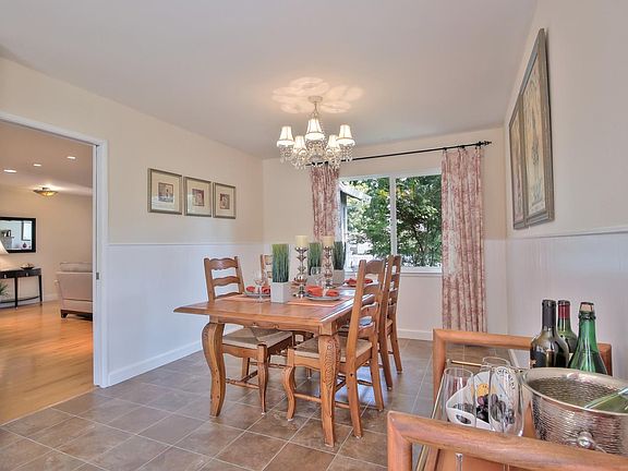 5th image of 3423 Walton Way