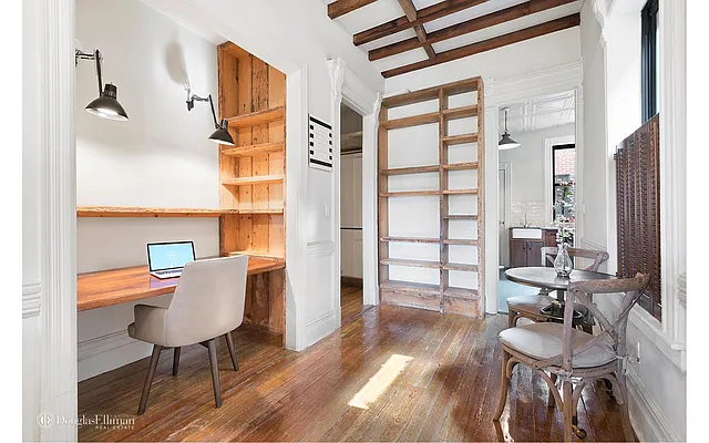 Sold by Douglas Elliman | media 22