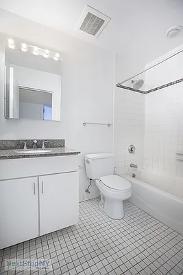 Rented by NextStopNY | media 1