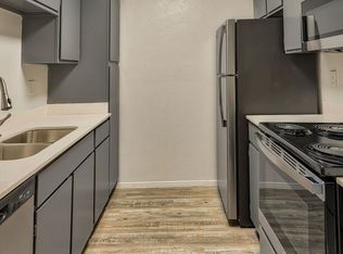 504 S Van Buren St #2B-2BA-983SQFT, Henderson, TX 75654
