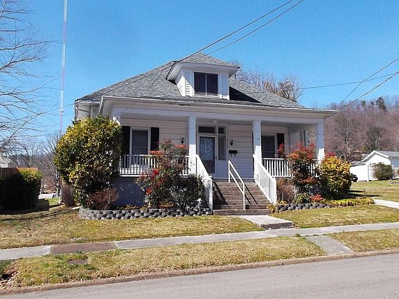 2nd image of 1019 Minnesota Ave
