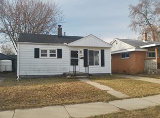640 E Kalama Ave, Madison Heights, MI 48071