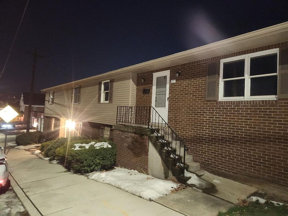 FRONT ENTRY FROM GREENSIDE; ONSTREET PARKING AVAILABLE
