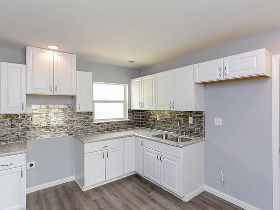 5th image of 5317 Tarawa Rd