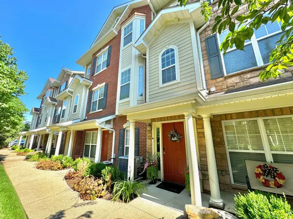2638 McKnight Crossing Ct #2638, Saint Louis, MO 63124