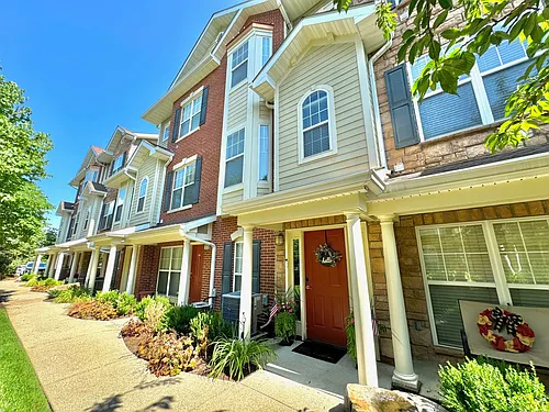 2638 McKnight Crossing Ct #2638 Photo 1