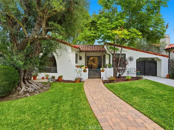 3736 Lemon Ave, Long Beach, CA 90807