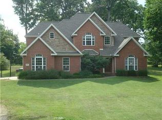 6252 S Garrett Ln, Rogers, AR 72758