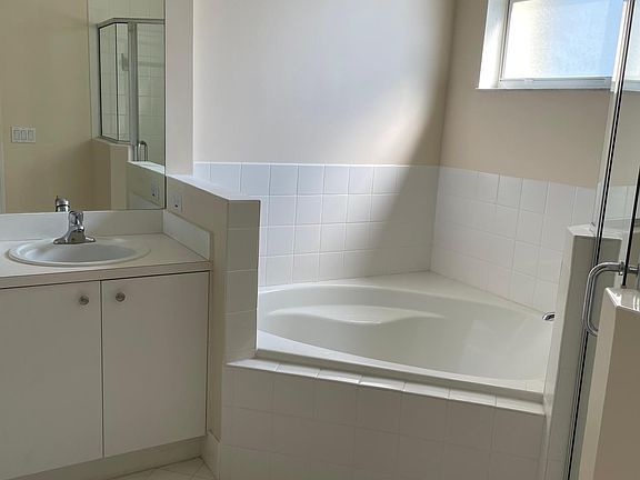 5th image of 22251 SW 92nd Pl