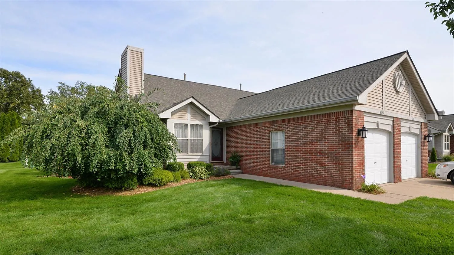 6151 Colony Park Dr photo 1
