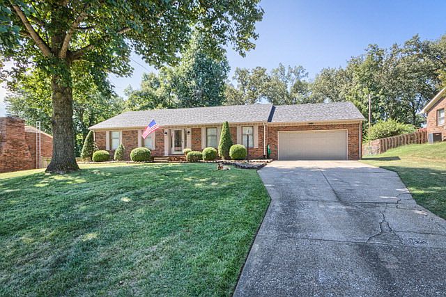 1st image of 3449 Oaklane Dr