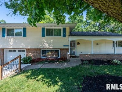 1313 N Autumn Ln, Peoria, IL, 61604