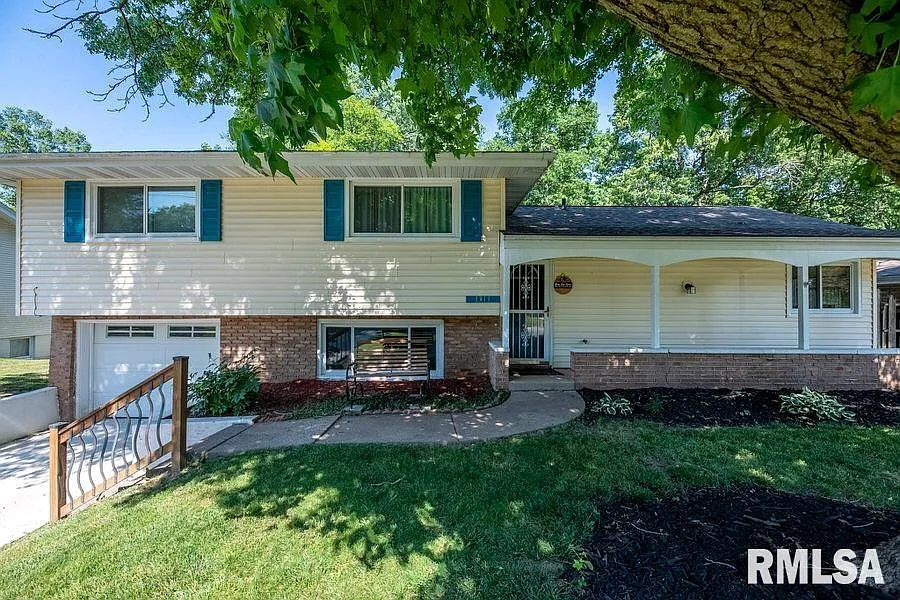 1313 N Autumn Ln photo 1