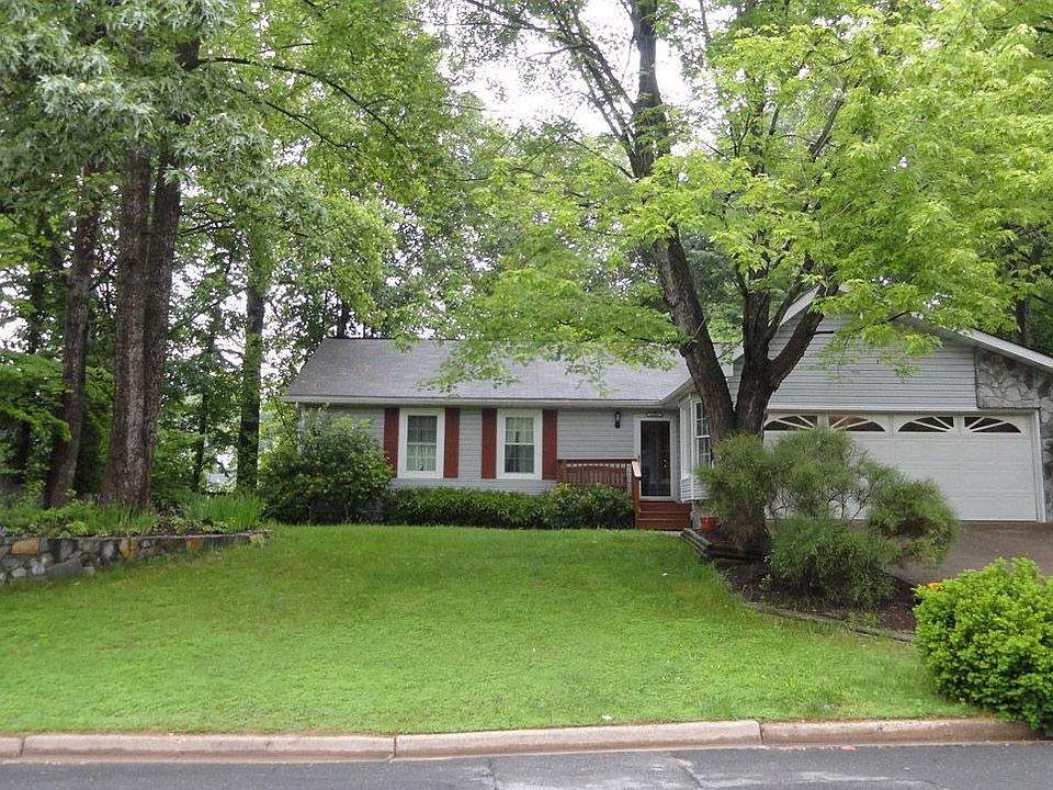 1st image of 16203 Sunny Knoll Dr