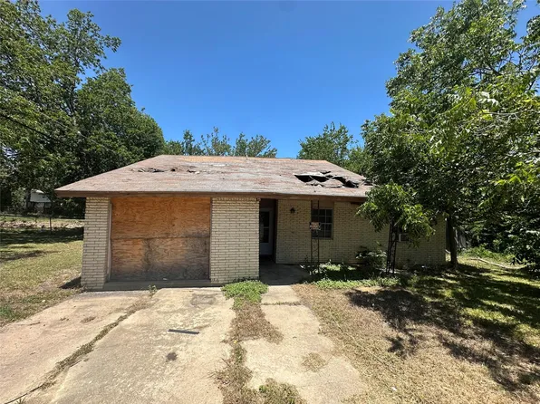 506 Forest Ct, Taylor, TX 76574