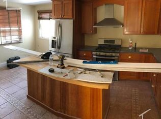 10 Bennington St #2D, Newton, MA 02458