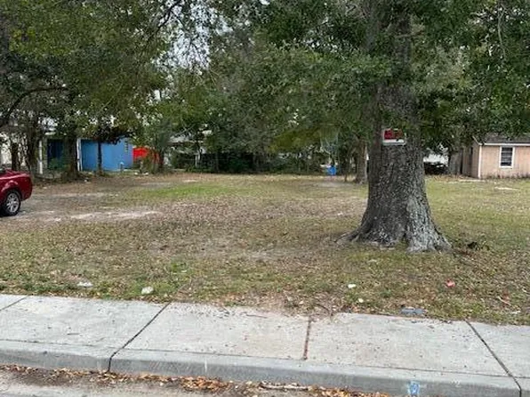 259 Laurel Ct, Biloxi, MS 39530